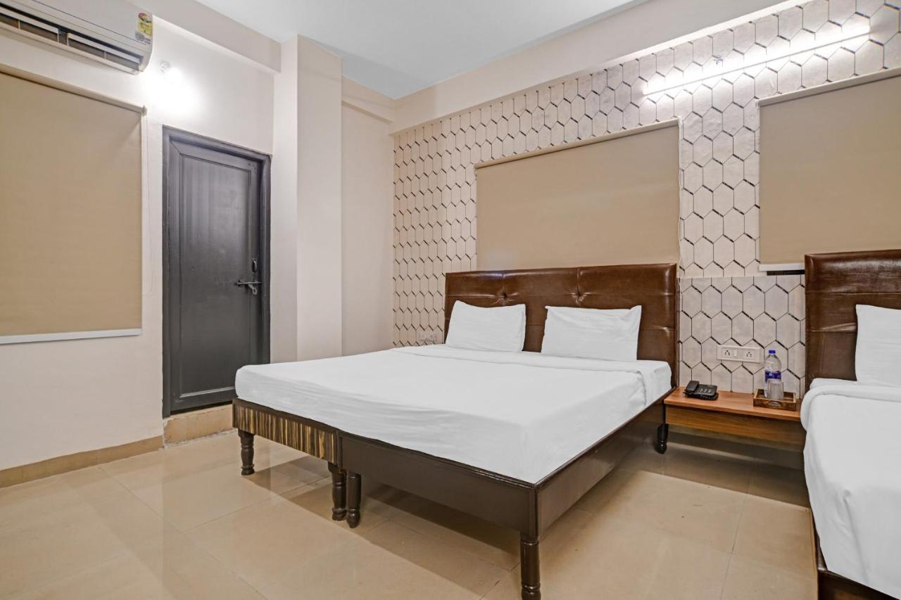 Collection O 84499 Hotel Nakshatra Inn Indore Bagian luar foto